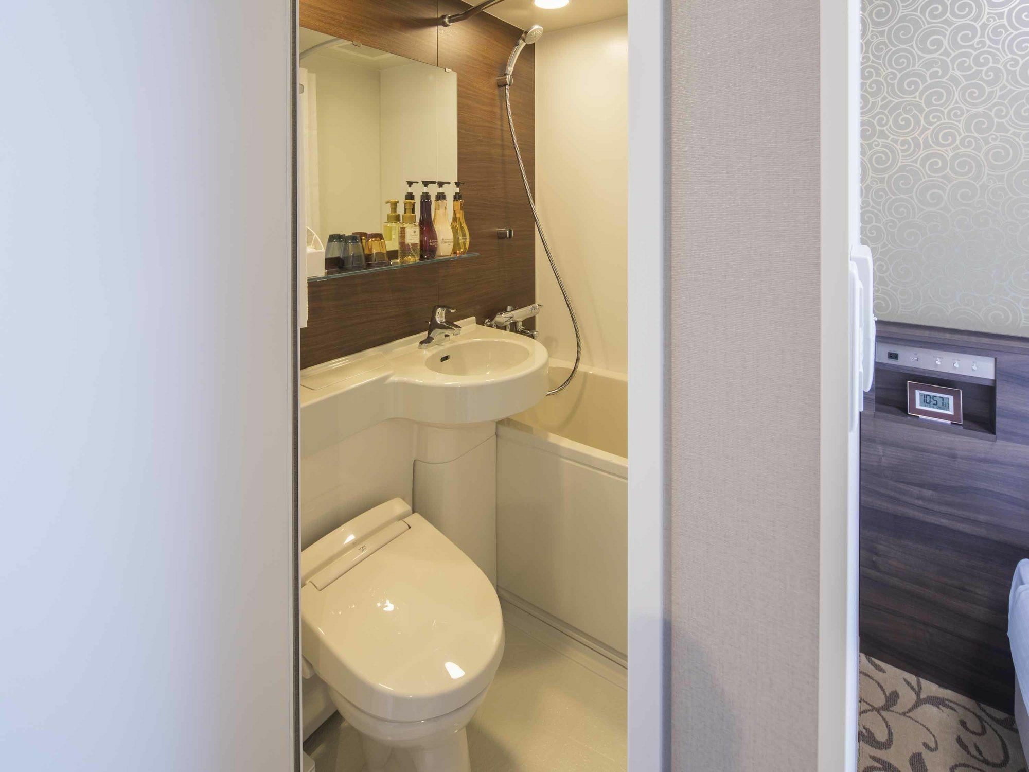 Hotel Wbf Shinsaibashi Οσάκα Εξωτερικό φωτογραφία